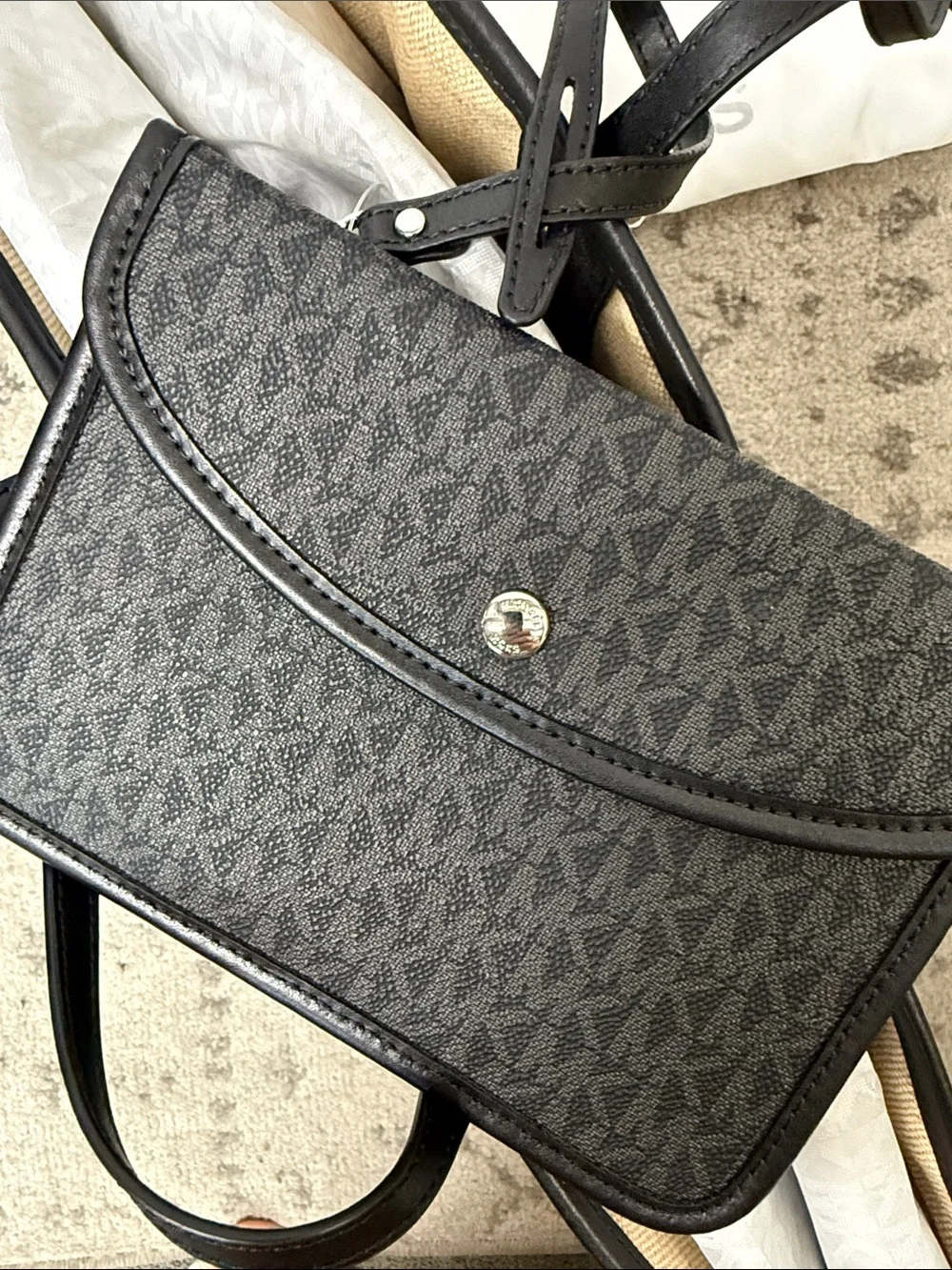 NWT Michael Kors Eva Large Leather Tote Bag